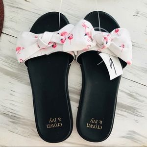 🦩Crown & Ivy Flamingo Slides